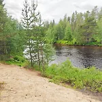 Lapland Riverside 4 Hilla , Yllaes, Tiny With Sauna, Fireplace, Terrace, Bbq, Wifi, Ski, Fishing, Pets Ok Domek alpejski Äkäslompolo