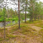 Lapland Riverside 4 Hilla , Yllaes, Tiny With Sauna, Fireplace, Terrace, Bbq, Wifi, Ski, Fishing, Pets Ok Äkäslompolo