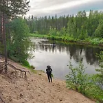 Lapland Riverside 4 Hilla , Yllaes, Tiny With Sauna, Fireplace, Terrace, Bbq, Wifi, Ski, Fishing, Pets Ok *