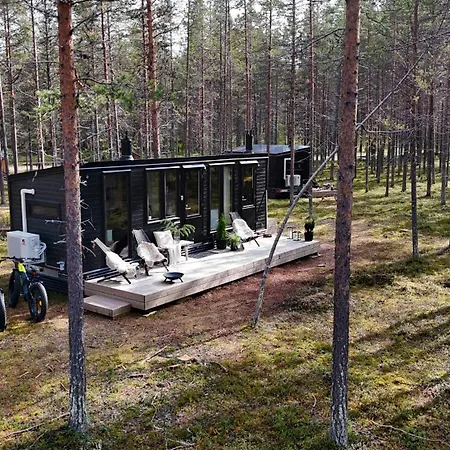 Lapland Riverside 4 Hilla , Yllaes, Tiny With Sauna, Fireplace, Terrace, Bbq, Wifi, Ski, Fishing, Pets Ok * Äkäslompolo
