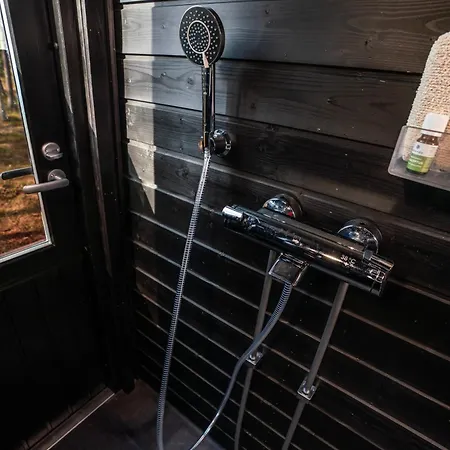 Lapland Riverside 4 Hilla , Yllaes, Tiny With Sauna, Fireplace, Terrace, Bbq, Wifi, Ski, Fishing, Pets Ok