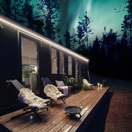 Lapland Riverside 4 Hilla , Yllaes, Tiny With Sauna, Fireplace, Terrace, Bbq, Wifi, Ski, Fishing, Pets Ok * Äkäslompolo
