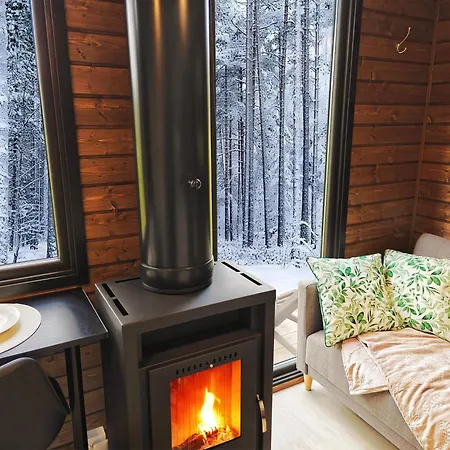 Lapland Riverside 4 Hilla , Yllaes, Tiny With Sauna, Fireplace, Terrace, Bbq, Wifi, Ski, Fishing, Pets Ok Akaslompolo