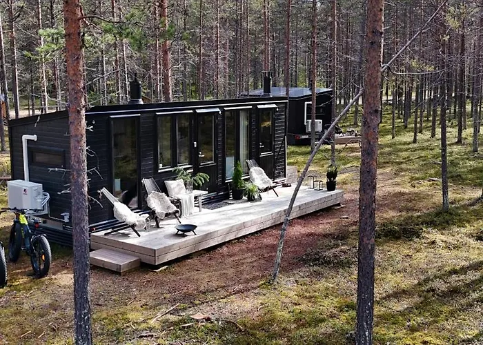 Lapland Riverside 4 Hilla , Yllaes, Tiny With Sauna, Fireplace, Terrace, Bbq, Wifi, Ski, Fishing, Pets Ok * Äkäslompolo