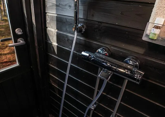 Lapland Riverside 4 Hilla , Yllaes, Tiny With Sauna, Fireplace, Terrace, Bbq, Wifi, Ski, Fishing, Pets Ok