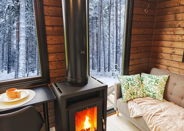 Lapland Riverside 4 Hilla , Yllaes, Tiny With Sauna, Fireplace, Terrace, Bbq, Wifi, Ski, Fishing, Pets Ok Äkäslompolo